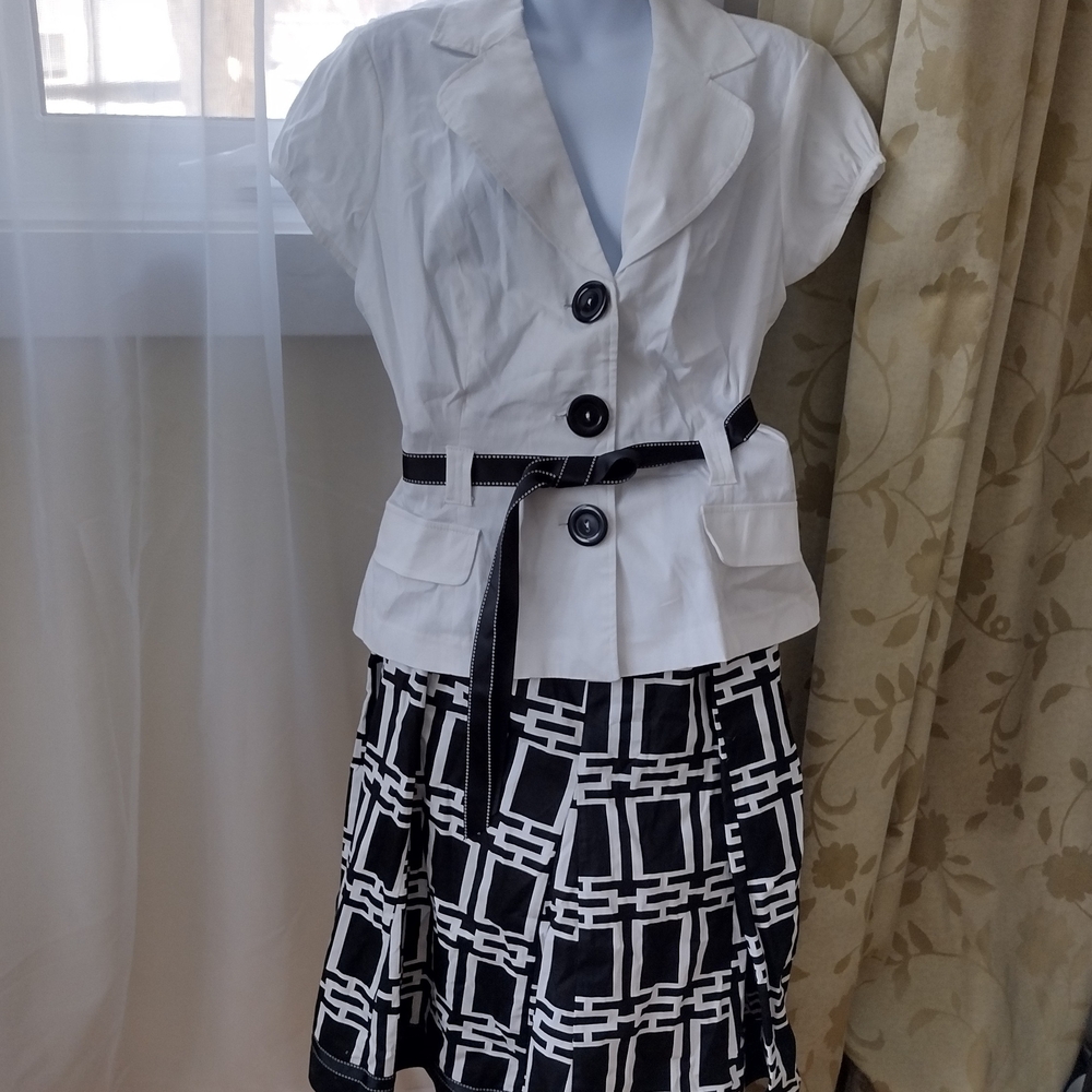 Set of 2 White and Black Buttoned Top and Geometric Pattern Skirt New